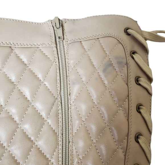 Shoe Dazzle Stormie Quilted Flat Boot Size 10 - Picture 5 of 5